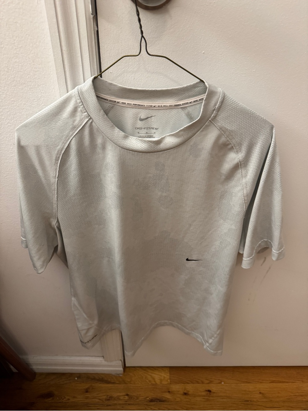 Nike Light Gray Short Sleeve Dri-FIT Athletic Tee